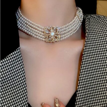 Fancy Necklace with 5 Layers